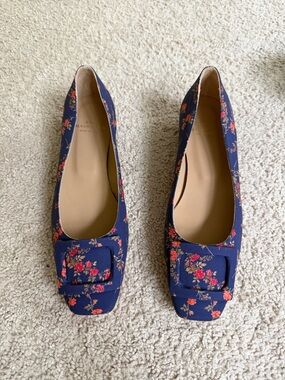 Ann Mashburn Blue Floral Square-Toe Women's Flats with Buckle Detail